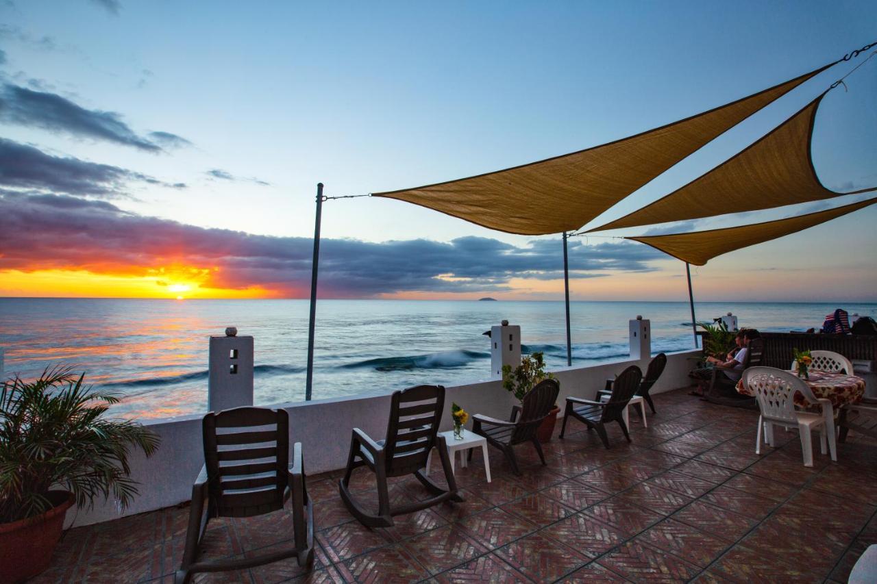 Coconut Palms Inn Rincon Exterior foto